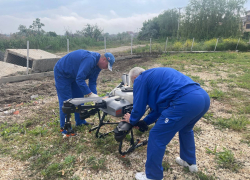 В Анапском районе продолжают обрабатывать территорию от комаров