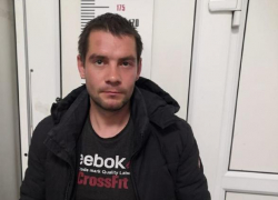 В Витязево под Анапой мужчина украл 100 000 рублей и телевизор