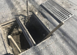 Чтобы не тонуть: в Анапе чистят ливнёвки