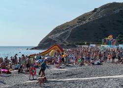 «Закрыть от отдыхающих заповедные места»: о поведении туристов рассказали жители Кубани