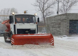 Последствия непогоды в Анапе устраняют более 60 единиц техники