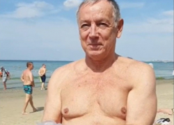 «Яд лечит»: известный киноактер рассказал о пользе медуз в Анапе