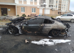 В конце масленичной недели в Анапе сгорел автомобиль BMW