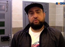 «Решил проверить внедорожные качества»: в Анапе водитель джипа заехал на набережную