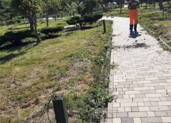 Неизвестные испортили освещение в популярном парке Анапы