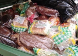 "Продукты, которые выбрасывают магазины, можно отдавать нуждающимся", - считает анапчанка