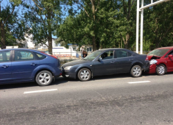 Бутерброд из авто в Анапе на объездной Пионерского проспекта стал причиной часовой пробки