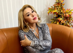 «А поцеловать?»: Любовь Успенская очаровала анапских мужчин во время концерта