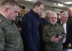 Зампредседатель правительства и первый заместитель министра обороны России ознакомились с разработками технополиса «ЭРА» в Анапе