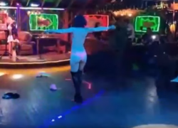 «Не надо детей по ночным клубам таскать»: стриптиз в Витязево взбудоражил анапчан