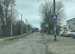 В Анапе выявили нарушения в содержании дорог у школ и детсадов