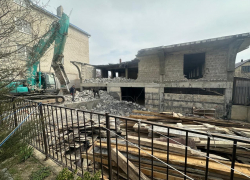 В Анапе сносят очередной самострой 