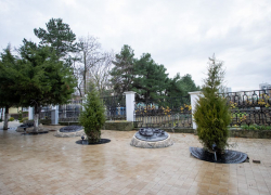 Греческие города на берегу моря: новый арт-объект в Анапе привлекает туристов