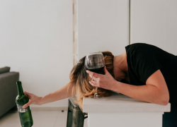 «Пьют безбожно и ругаются матом» – некоторыми туристами возмущены даже другие отдыхающие