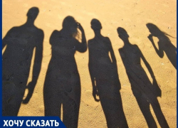 Жительнице Новороссийска на пляже в Анапе предложили заплатить 100 рублей за тень 