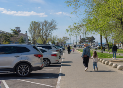В Анапе на майских праздниках платные парковки станут бесплатными