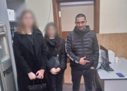 Анапчанин ехал в такси и прихватил себе чужой телефон