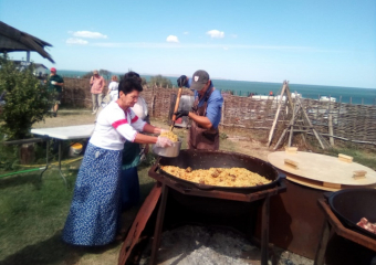 Тонна плова и похищение невесты: казачья станица Атамань