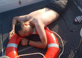 В Анапе мужчина спас тонущую девушку из воды 