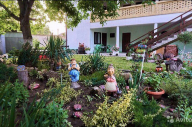 Бронирование номеров - гостевой дворик в Витязево