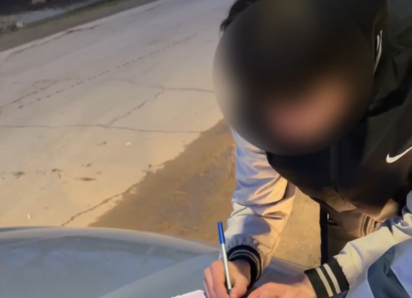 В Анапе мать оштрафовали за то, что разрешила сыну управлять мопедом