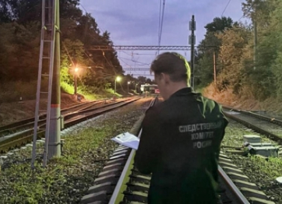 Под колесами поезда Ижевск—Анапа погиб человек 