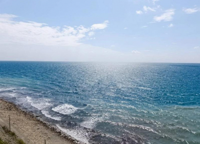 На пляжах Анапы введён временный запрет на купание из-за шторма и сильного донного течения