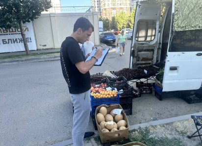 В Анапе начались массовые рейды против уличных торговцев