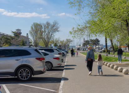 В Анапе на майских праздниках платные парковки станут бесплатными