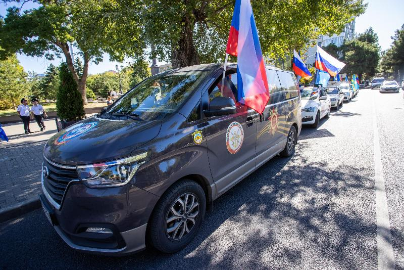 Анапа встретила участников автопробега ДОСААФ России в поддержку российской армии