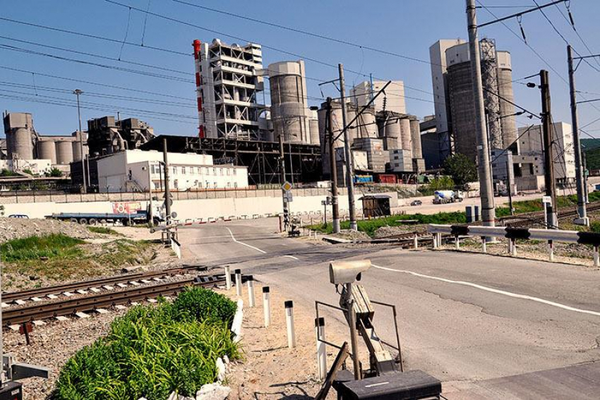 Анапчанам, едущим в Краснодар, надо умно выбирать дорогу