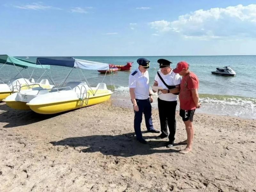 На курортах Кубани начали изымать гидроциклы без документов 