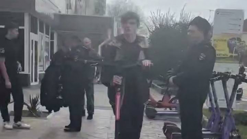 Мать стрелка из Анапы поддерживала патриотические чаты, пока он планировал бойню в техникуме