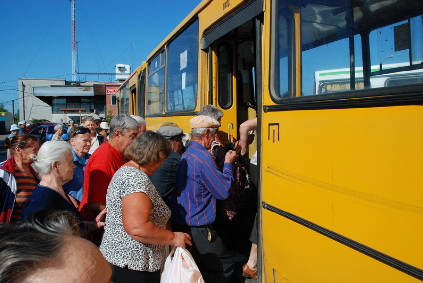 Для удобства дачников в Анапе запустили дополнительный автобус