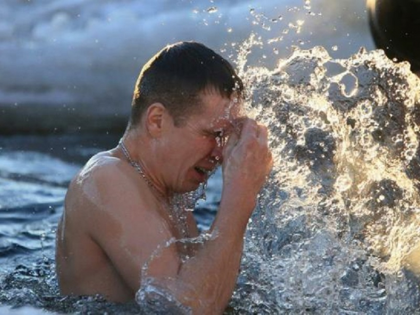 В Анапе увеличили число мест для крещенских купаний