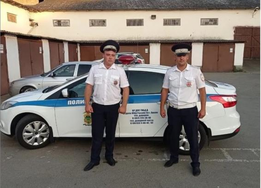 Максим Лавриненко и Павел Зеленюк пришли на помощь попавшим в ДТП в Анапе