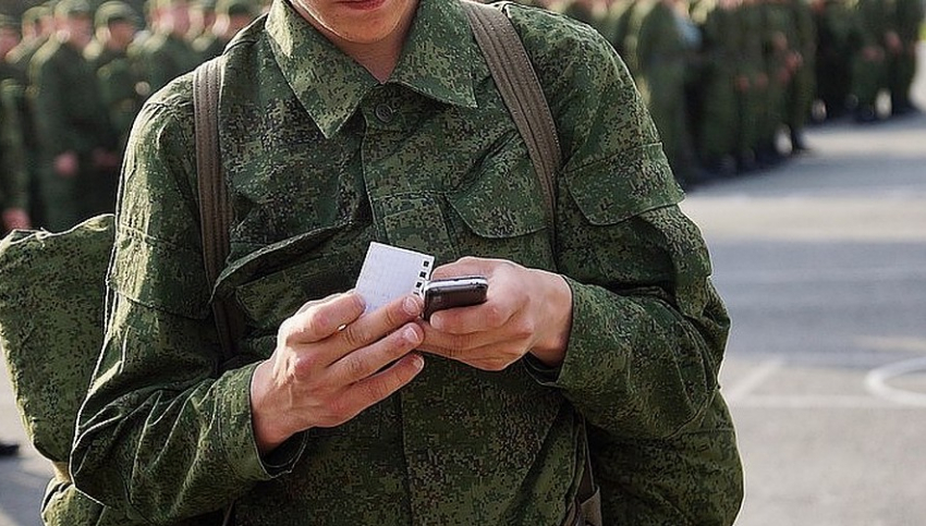 У 19-летнего военнослужащего из Анапы в военном госпитале отняли 3000 рублей