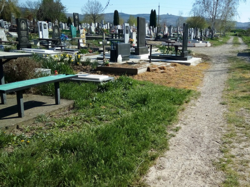 На содержание кладбищ Анапы выделили более миллиона рублей