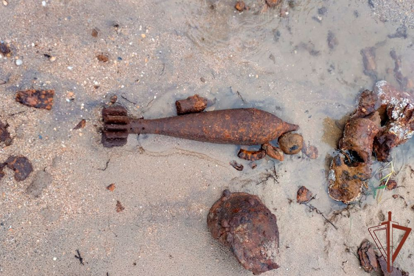 Сотрудники Росгвардии уничтожили найденные в Анапе мины 