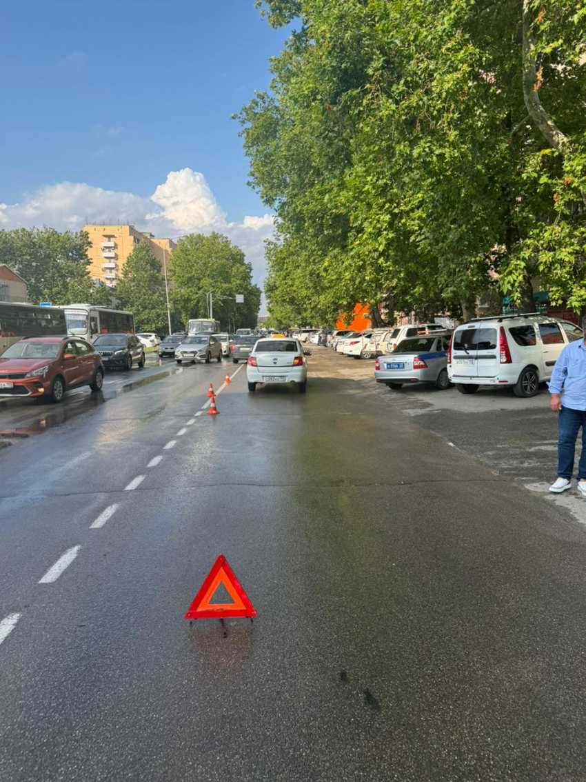 В Анапе таксист сбил 8-летнюю девочку 