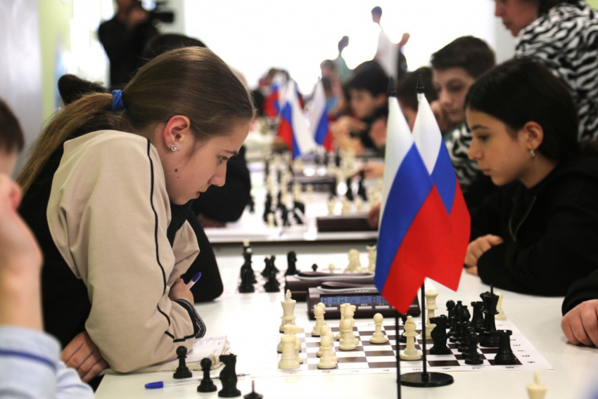 В Анапе проходит шахматный турнир «Белая ладья»