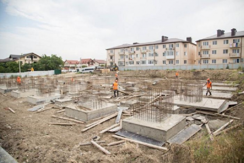 На спортивные объекты Анапы и других городов Кубани направили более 1 млрд рублей