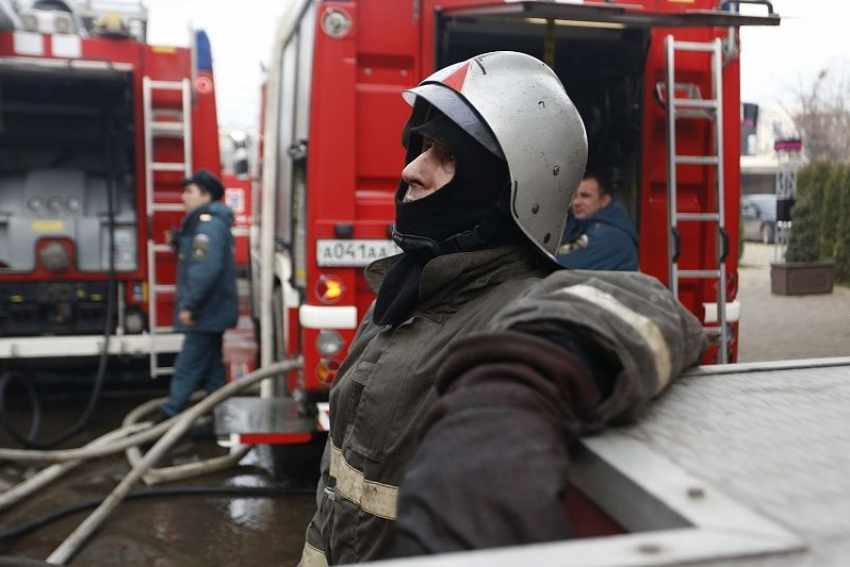 В Анапе на ул. Терской в ночное время при пожаре погиб мужчина