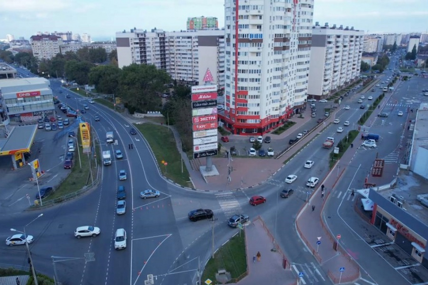 "Блокнот Анапа» протестировал новое кольцо у ТЦ «Красная площадь"