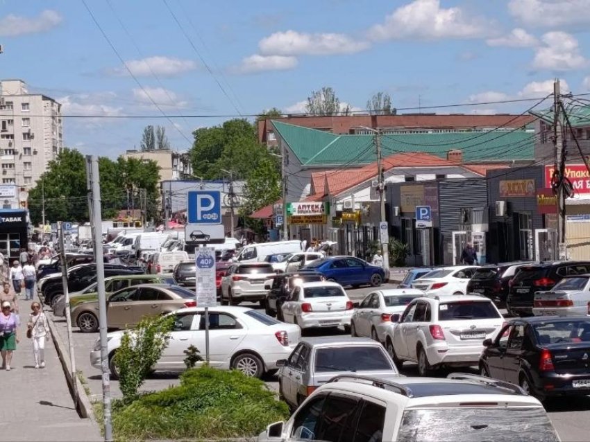 Анапа встала? Летние пробки снова испытывают город на прочность