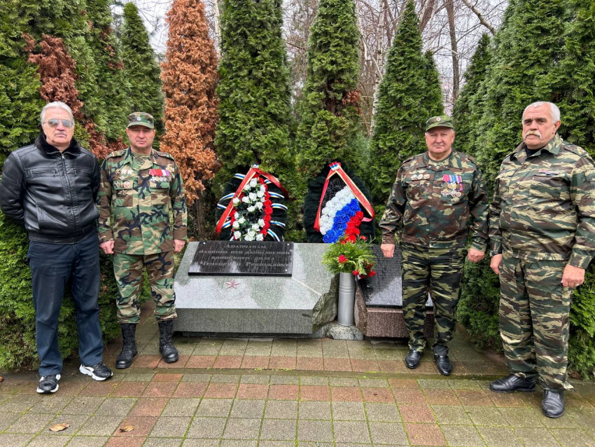 Героизм и доблесть: ветераны ОМВД почтили память майора милиции