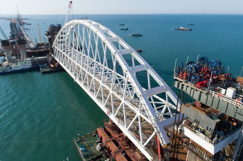 Анапчане могут повлиять на выбор названия для моста, который соединит Крым и Кубань