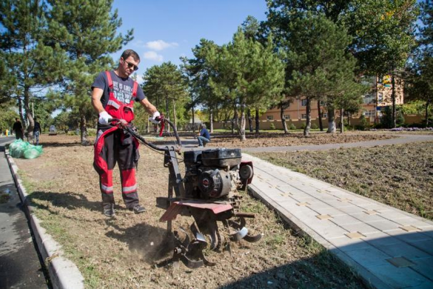 В Анапе начали благоустраивать Пионерский проспект