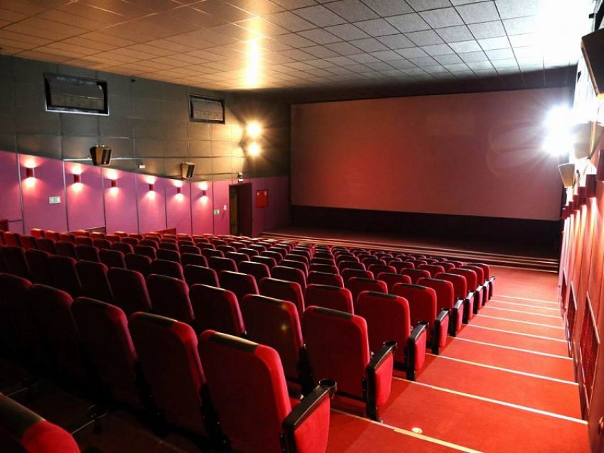 В Анапе разрешат проводить выставки, а заполняемость кинотеатров увеличат до 30%