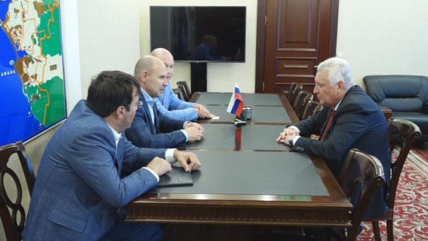 Перед началом сезона глава Анапы встретился с руководством  ТНС «Энерго Кубань"